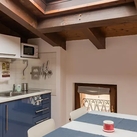 Lejlighed La Mansarda Di Giulietta By Reasy&busy Verona